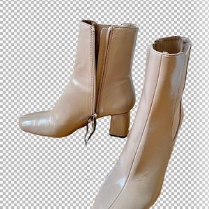 Heeled booties from Zara